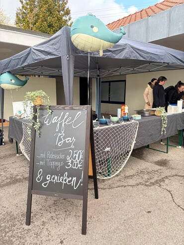 Waffelstand am Dorfflohmarkt